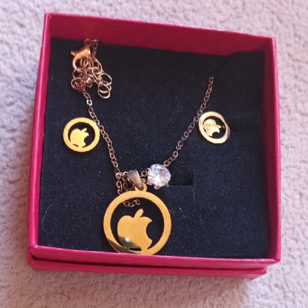 Gold Pendant Necklace and Earring Set